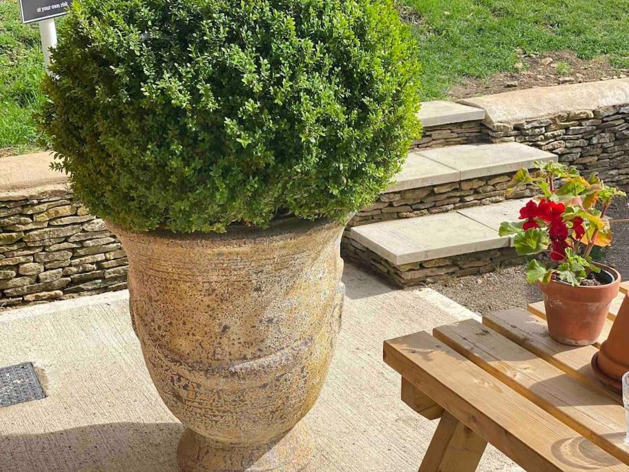 Beautiful Cotswold Couples Retreat Villa Bourton-on-the-Water Exterior photo